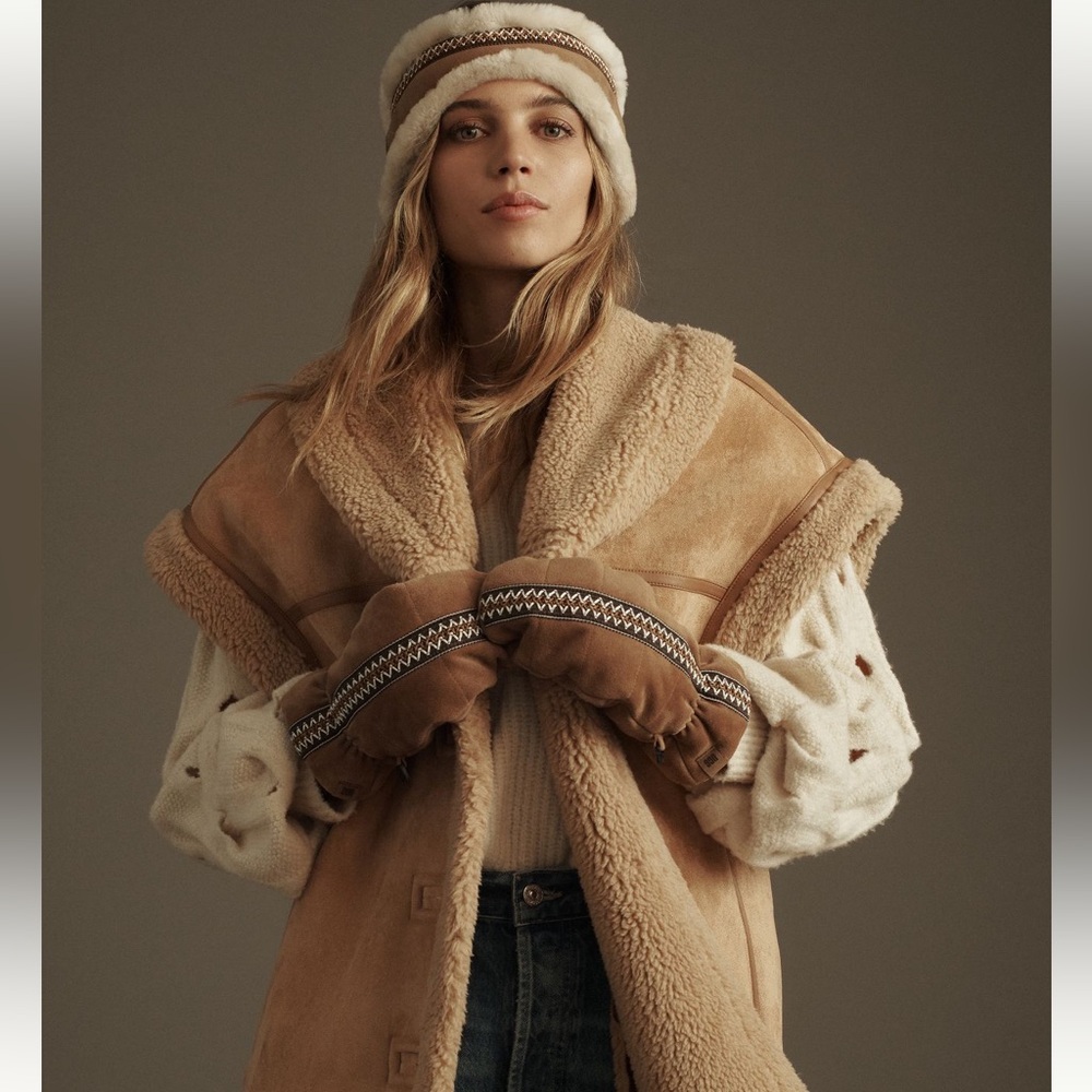 NWT Avec Les filles relaxed Sherpa vests